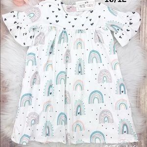 Girls dress